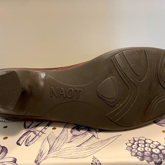 NAOT SHOES - Picture 6 of 8